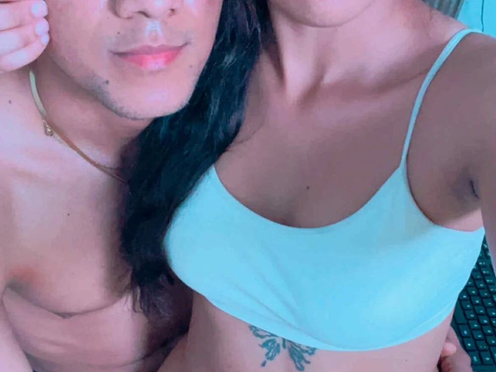 Violet_and_Dylan's Offline XXX Chat