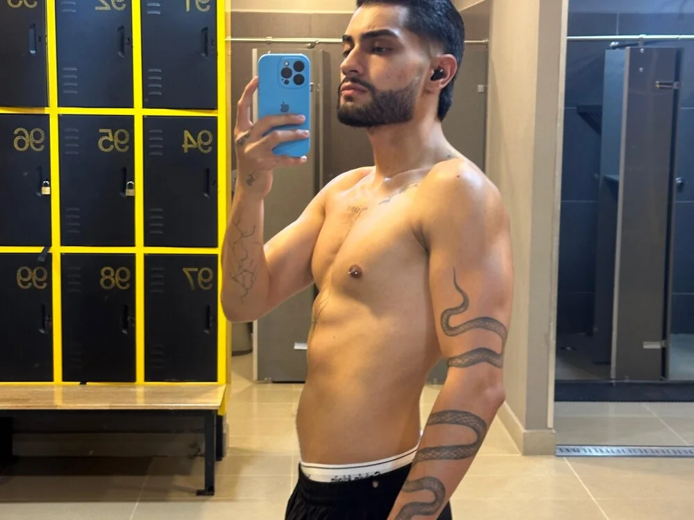 Mathius_Stone's Offline XXX Chat