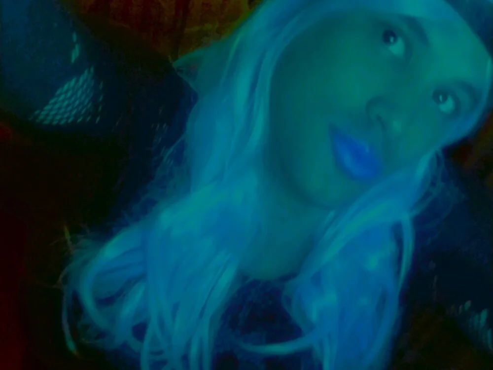 AnnasExclusive's Offline XXX Chat