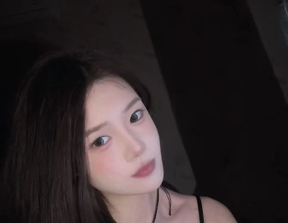 Lvybaby – Offline XXX chat