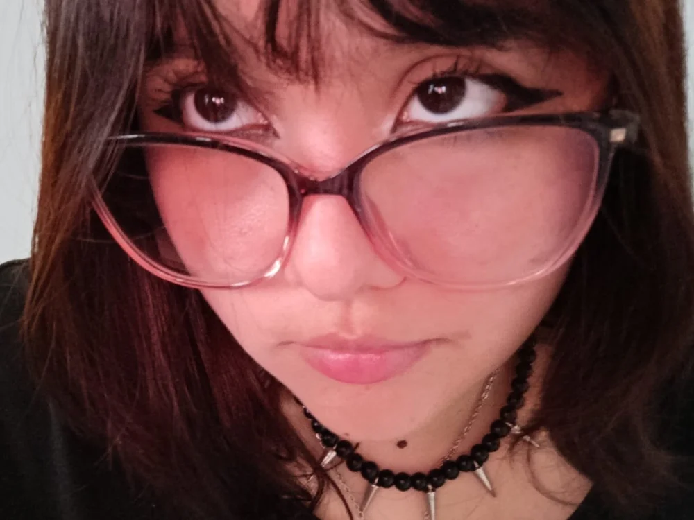 AmberCurvy's Offline XXX Chat