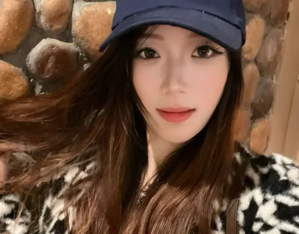 jiajiaonly- Obrolan XXX Offline