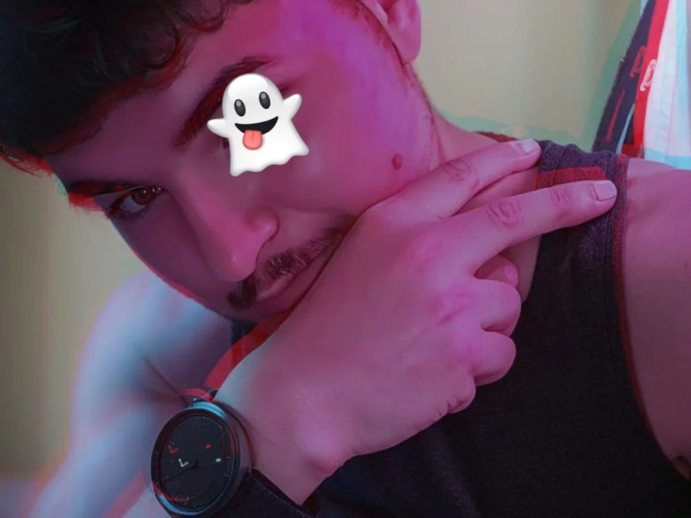 Alex_criminal22's Offline Chat Room