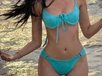 -Iloveyou9999-'s webcam live show