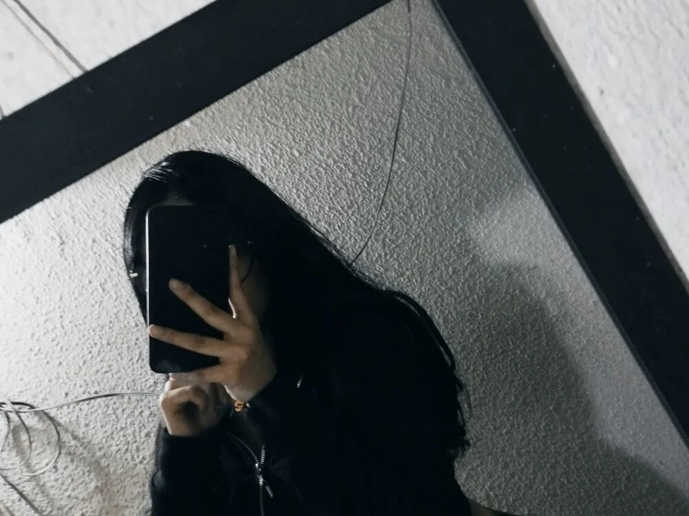 __Ivanna অফলাইন XXX চ্যাট