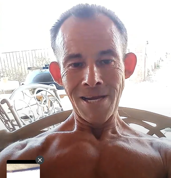 Chelovek-Kot's most recent online preview