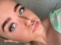 morgsandreg's Offline Chat Room