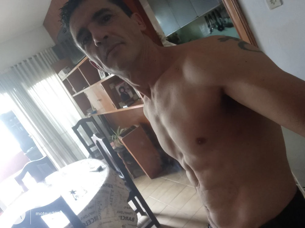 vikysex18's Offline XXX Chat