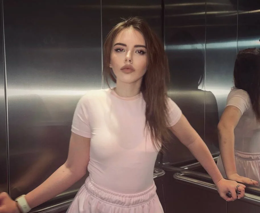 CeyaLierのオフラインXXXチャッ ト