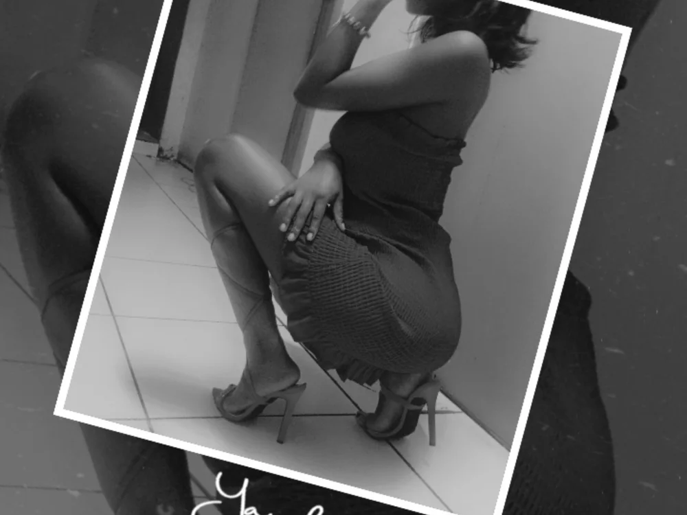 Ebonydollxx Adlı Modelin Çevrimdışı XXX Sohbeti