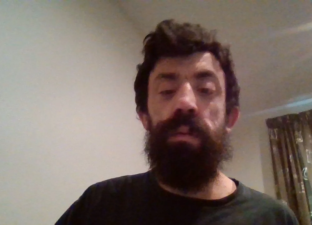 richardhot9 offline chatrum