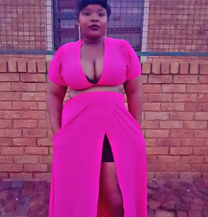 Monica-2701: офлайн-секс-чат