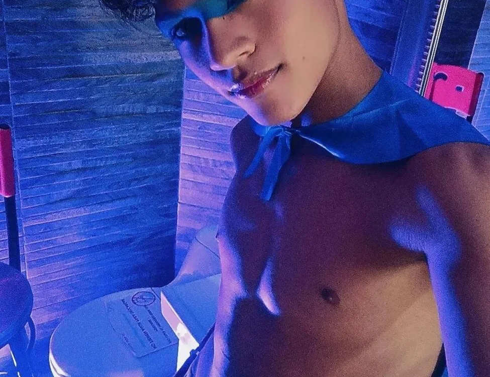 twink_royale18: συνομιλία ΧΧΧ εκτός σύνδεσης