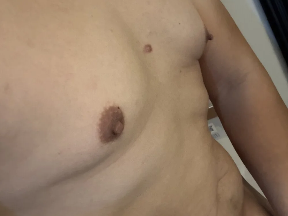 HK-YinJing-Naked-Boy 오프라인 XXX 채팅