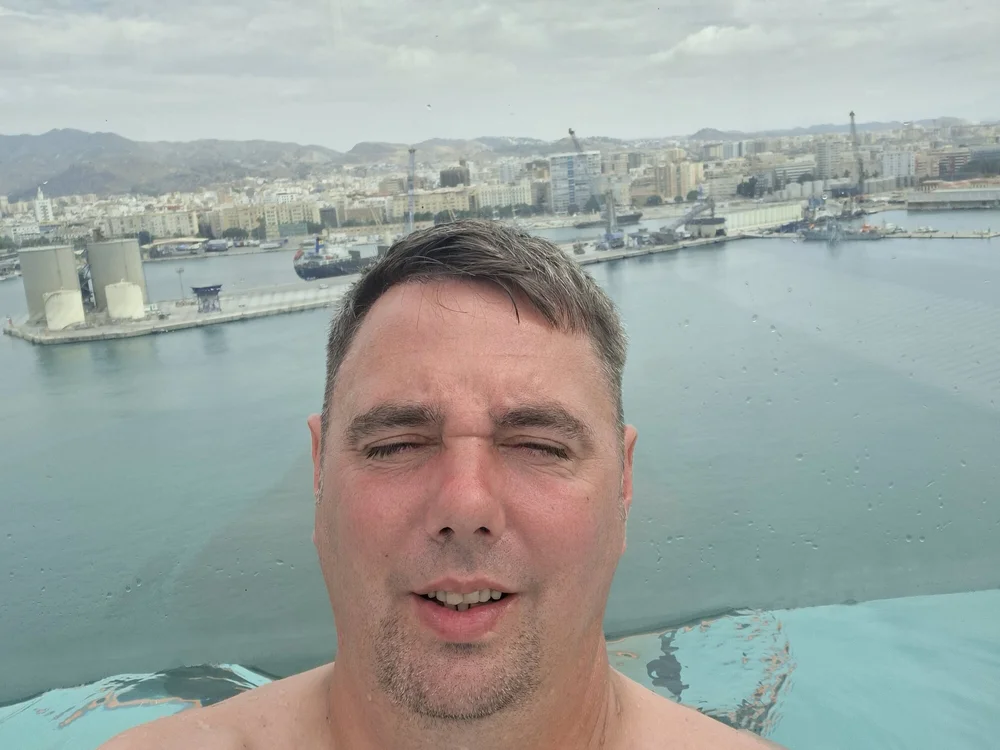 Kylerovers82のオフラインXXXチャット