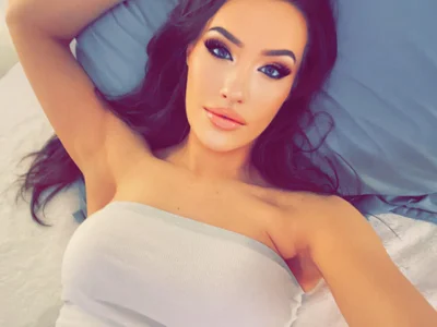 MISCHA_X on StripChat