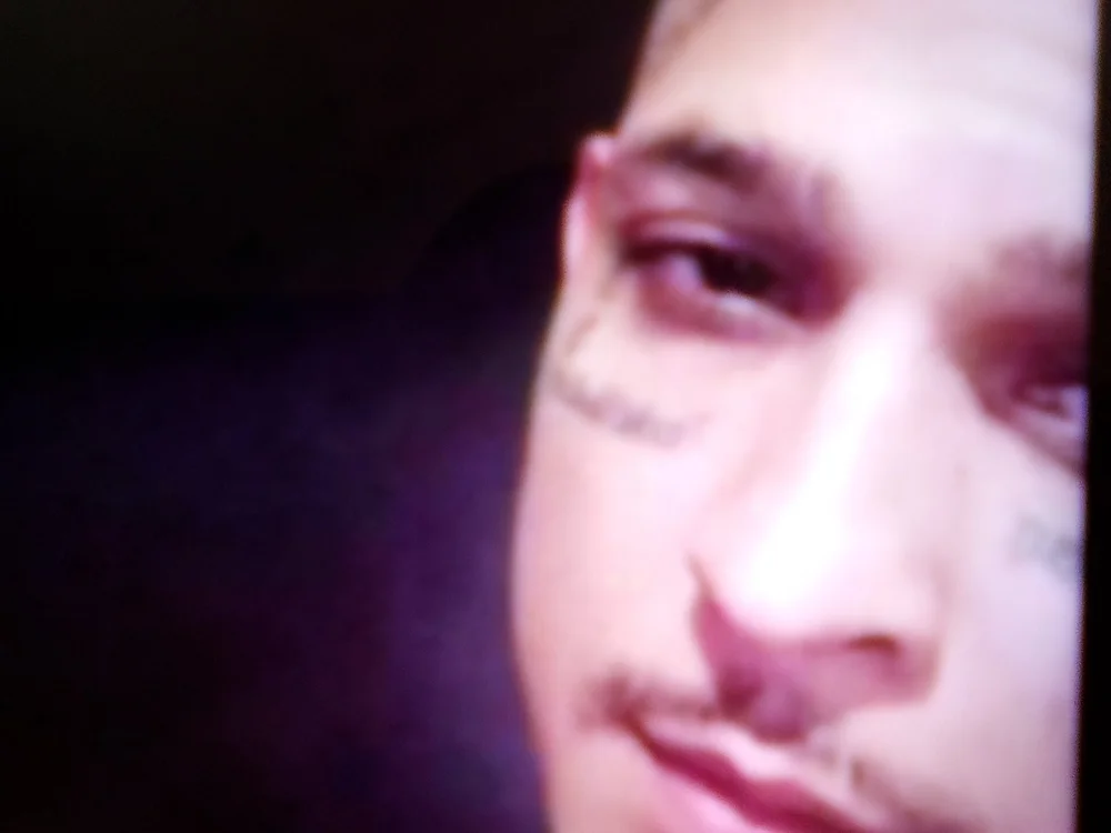 skorpious713's Offline Chat Room
