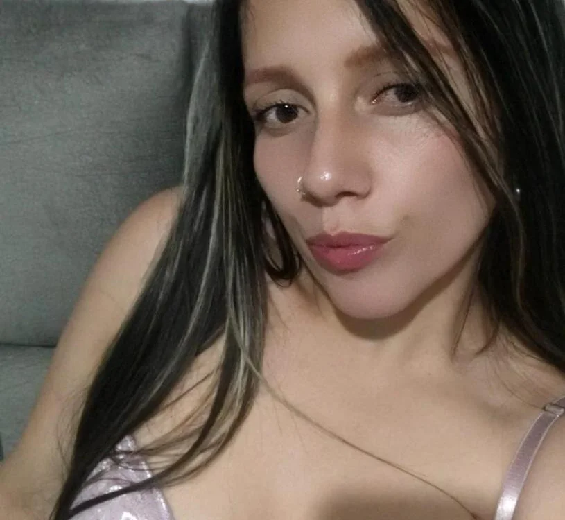 Alis_xxxn Offline XXX chat