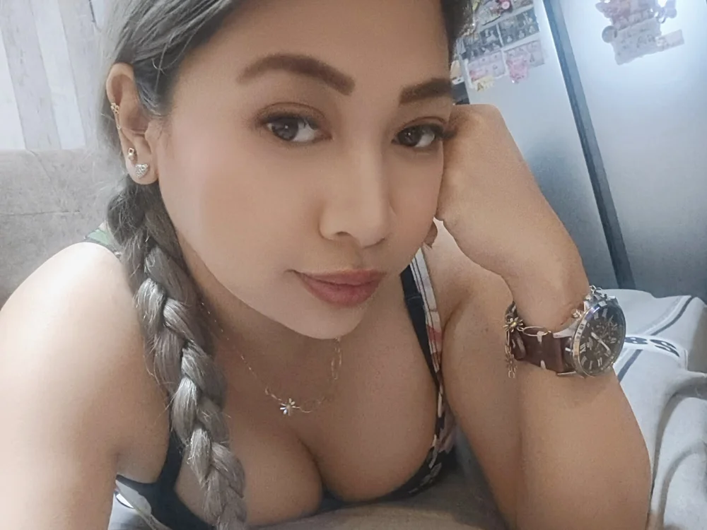 tinajhoy69's Offline Chat Room