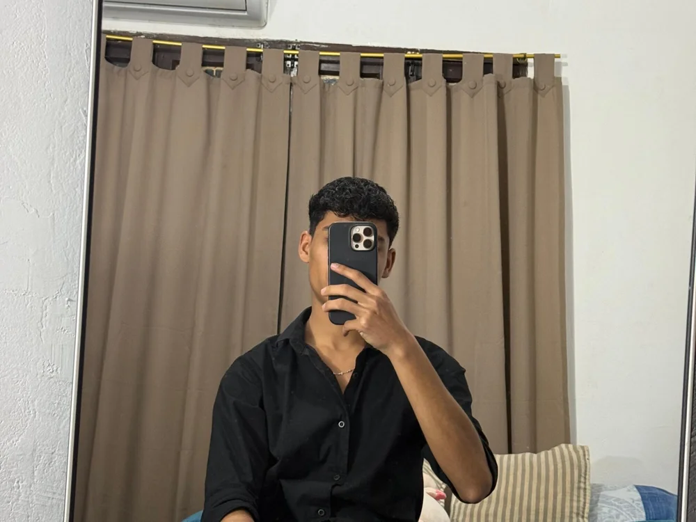Chat XXX offline de Dominick_19