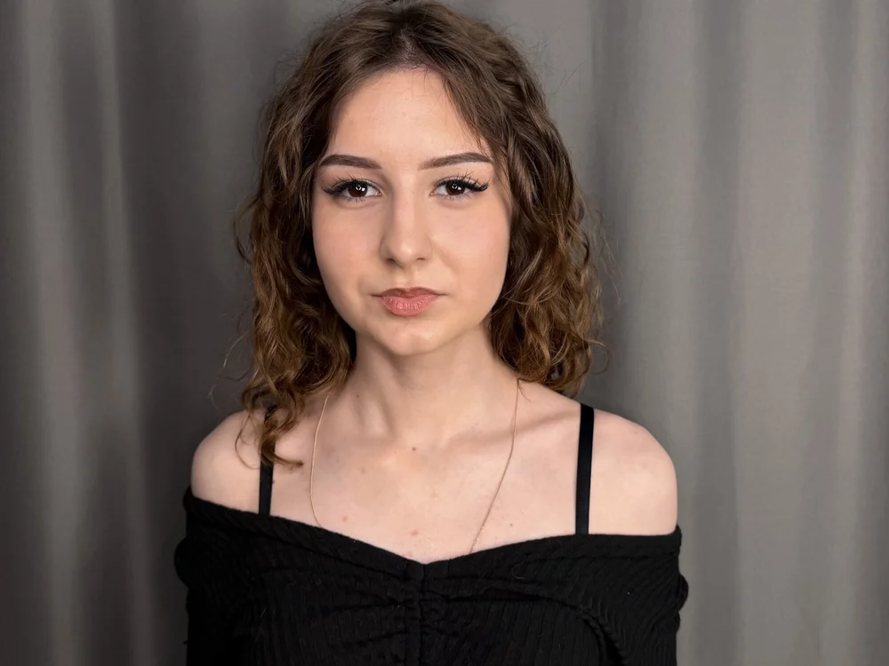 MelanyJaye's Offline Chat Room