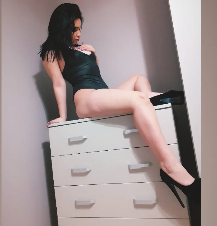 CarolyneRay's Offline XXX Chat
