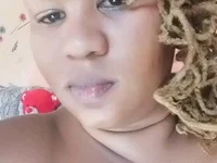 PEACHESX25x's webcam live show