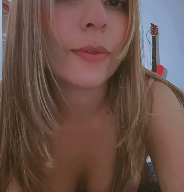 Azul_love66's Offline Chat Room