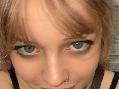 Etoile111 Female White Webcam Naked