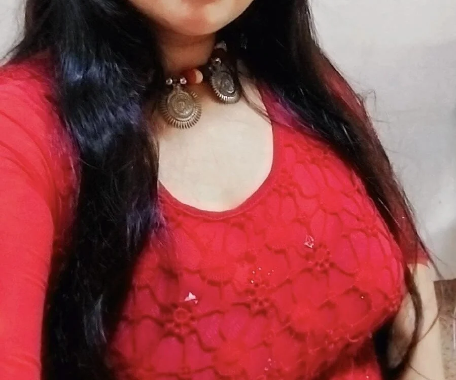 Pooja-bedin Offline XXX chat