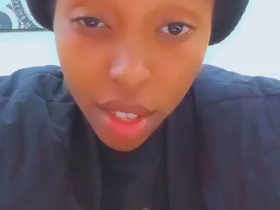 Tabbie_Gee - Girl 