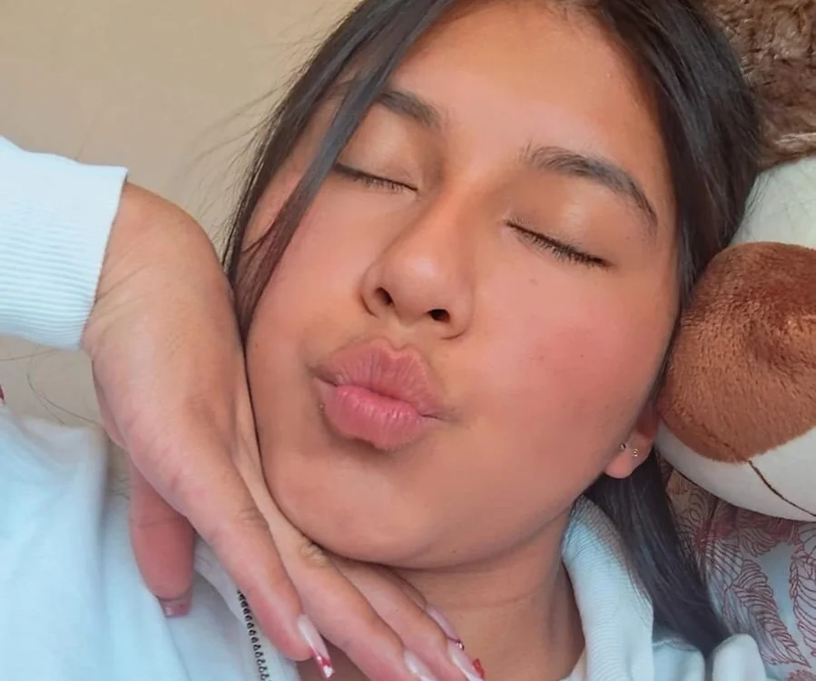 Bilik Sembang Luar Talian Sarah_Or