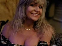 annika_lately's webcam live show