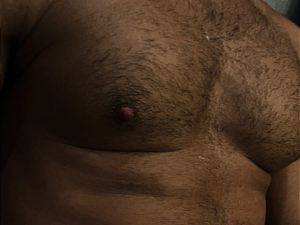 lovehairymen1234 Adlı Modelin Çevrimdışı XXX Sohbeti