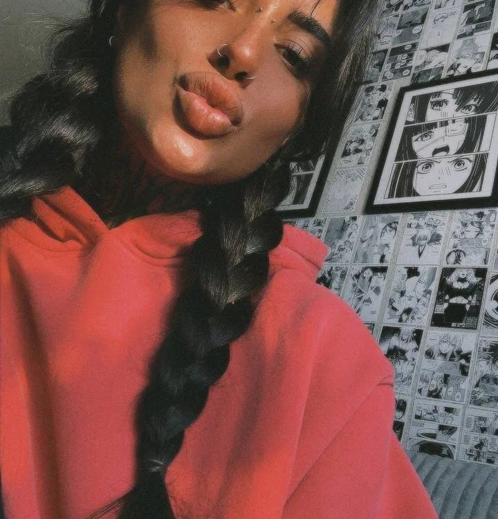 Offline XXX chat CharimgSabrina