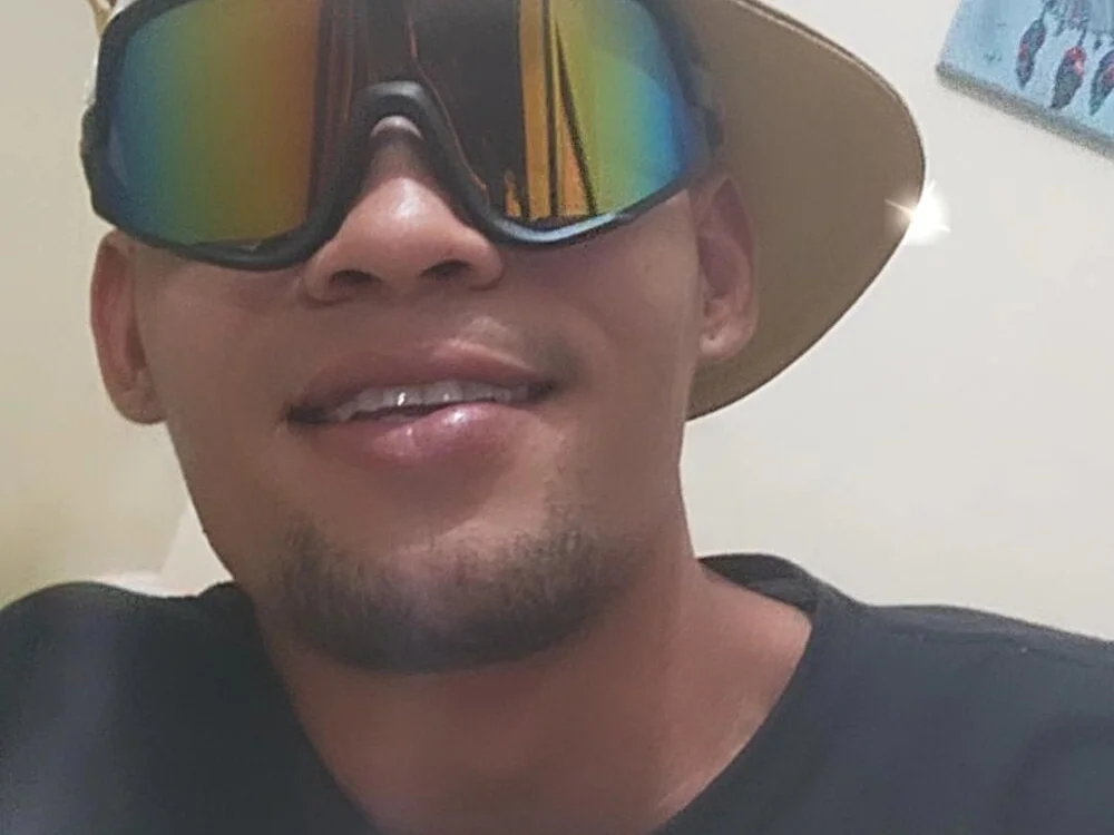 tan_30's Offline XXX Chat