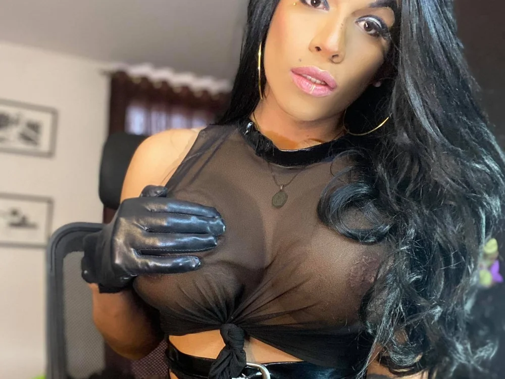 01anamaria's most recent online preview