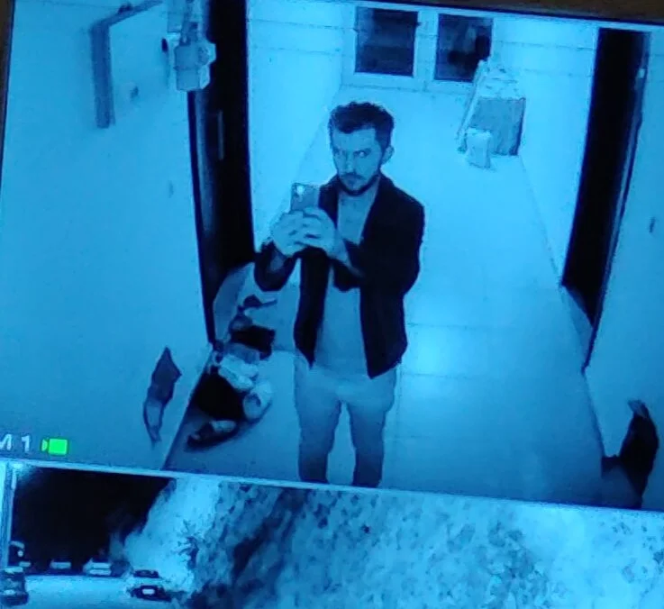 Emrekoo Adlı Modelin Çevrimdışı XXX Sohbeti