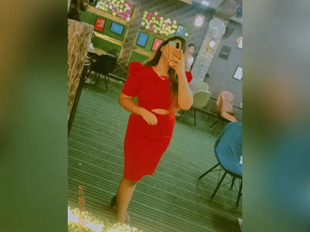 Desi-Lisha Obrolan XXX Offline