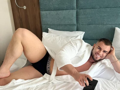 Cam Boy muscularjohnforuX