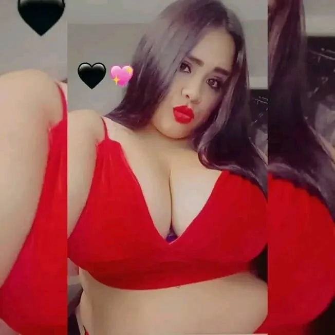 Chanell_-'s Offline XXX Chat