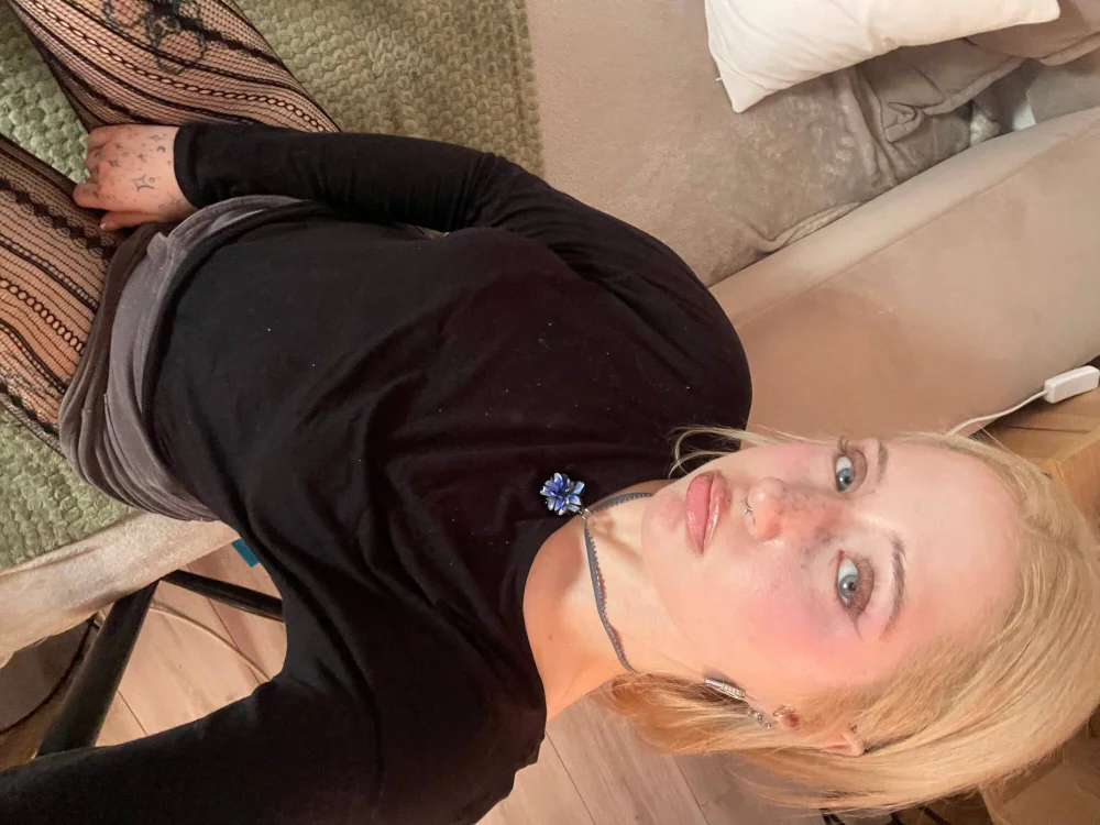 แชท XXX ออฟไลน์ของ Lumllue