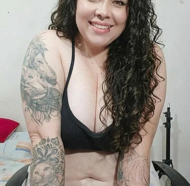 Madyson_ho's Offline XXX Chat