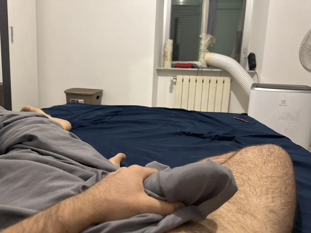 suckitbiatch Offline XXX-Chat