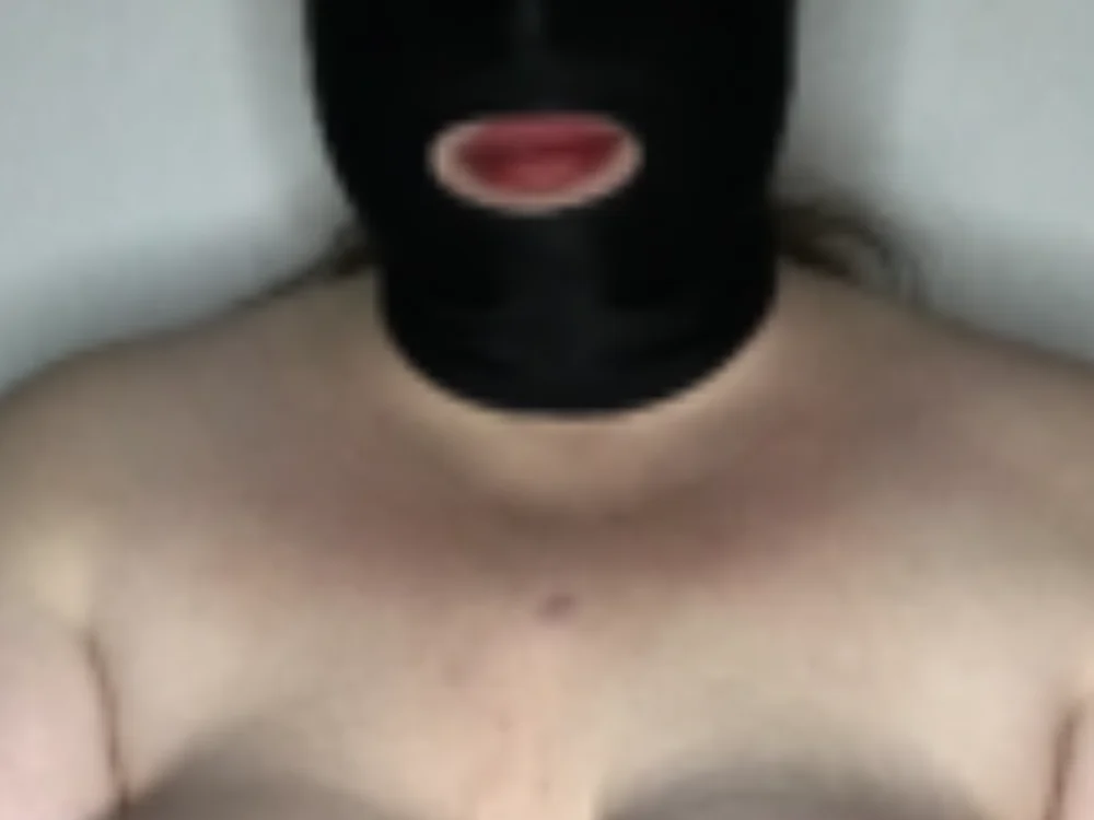 AmateurFattySub's Offline XXX Chat