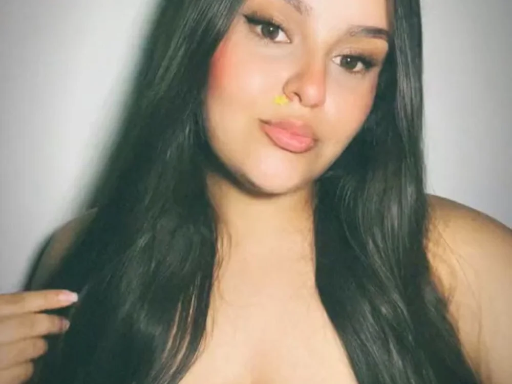 TaniaConor cam model