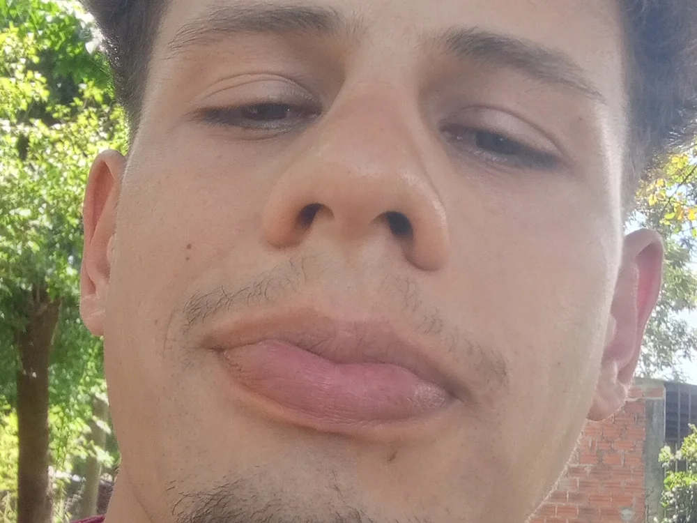 tuflakito98's Offline Chat Room