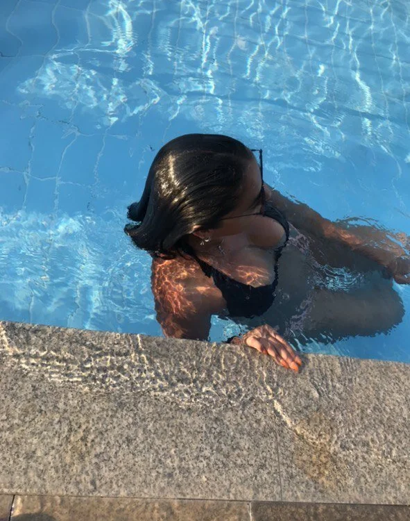 Mika_Gold's Offline XXX Chat