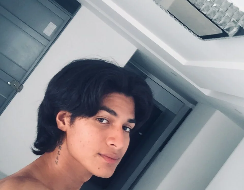 estefaniahotxx's Offline XXX Chat