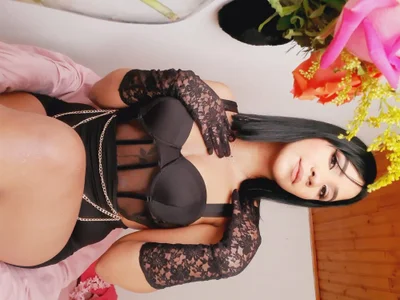 Laura-angeel profile